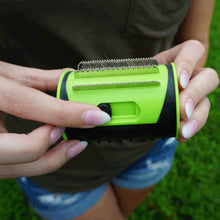 Load image into Gallery viewer, KING KOMB MINI™ - Pet Brush For Deshedding - hupdev